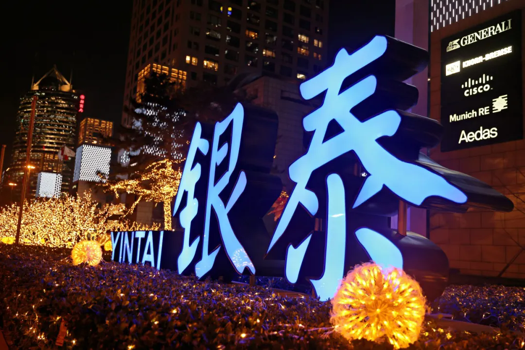 6954837819ec1.png 640.webp (5).png